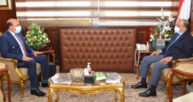 وزير التنمية المحلية يوجه بسرعة البدء فى مشروعات مركز نصر النوبة بأسوان