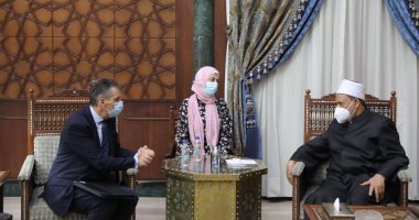 شيخ الأزهر يتسلم دعوة رسمية لحضور قمة قادة الأديان حول التغير المناخى بروما