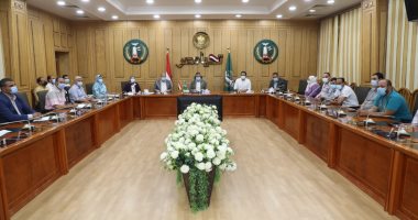 محافـظ المنوفية يسحب أعمال رصف الشوارع بحى غرب من إحدى الشركات المنفذة