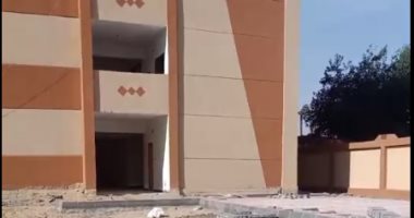 حياة كريمة ببنى سويف.. بناء وتطوير 22 مدرسة جديدة فى القرى.. لايف