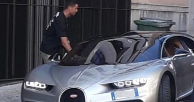كريستيانو رونالدو يتجول فى شوارع البرتغال بسيارة قيمتها 55 مليون جنيه مصري
