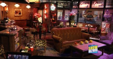 برنامج "its show time" فى موقع تصوير مسلسل friends على Cbc الأحد