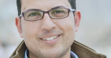 أحمد داوود الفائز بجائزة الدولة التشجيعية فى حوار لـ"اليوم السابع": حصولى على الجائزة اعتراف من بلدى بأننى أسير على الطريق الصحيح.. أنوى كتابة الرواية.. الجوائز لا تصنع كاتبًا.. ونجيب محفوظ إمام الكتاب