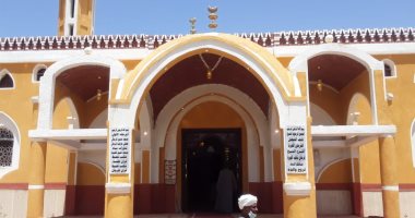 مدير أوقاف أسوان يفتتح مسجد العتيق كرم الديب فى آخر مهام عمله ..صور