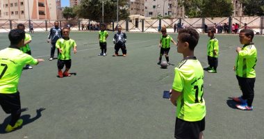 مباراة ساخنة.. قصار القامة يبدعون فى مباراة لكرة القدم بالإسكندرية ..لايف