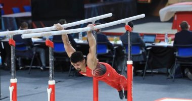 عمر العربي يتأهل لنهائيات كأس العالم للجمباز الفني رغم الإصابة