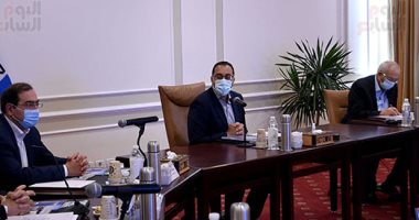 رئيس الوزراء يحضر اجتماع مجلس إدارة المنطقة الاقتصادية لقناة السويس