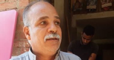 حكاية عم إسكندر.. نجار قبطى يطلق مبادرة لمساعدة الشباب على الزواج .. فيديو