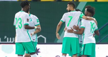 المنتخب السعودي يعزز صدارته بتصفيات كأس العالم بثلاثية ضد اليمن.. فيديو
