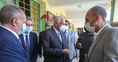 محافظ الجيزة مطمئنا أولياء أمور طلاب الإعدادية: أولادكم أمانة و14 طالبا باللجنة