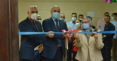 جامعة الفيوم تفتتح معمل بحوث المنتجات الطبيعية بكلية الصيدلة