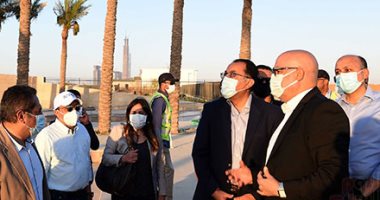 رئيس الوزراء يتفقد مشروعات العاصمة الإدارية الجديدة لمتابعة سير الأعمال.. ويصعد للدور الـ75 بالبرج الأيقونى.. مدبولى: العاصمة الإدارية مشروع المستقبل الذى تعول عليه الدولة لإعلان ميلاد الجمهورية الثانية