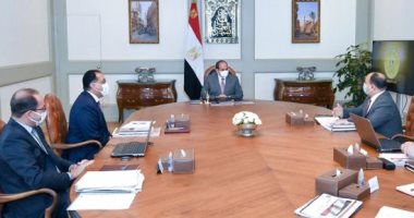 الرئيس السيسى يوجه باستمرار جهود خفض زمن الإفراج الجمركي للوصول للمعدلات الدولية.. ومواصلة تعزيز المنظومة الضريبية وحوكمتها وربطها إليكترونياً.. دعم نشاط منظومة التأمين الصحي لدورها الإنساني تجاه المواطنين