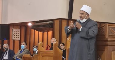 ممثل الإمام الطيب فى حفل تكريم المطران منير حنا: حريص على الحوار مع الأزهر