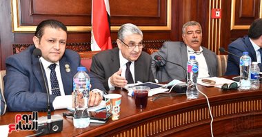 وزير الكهرباء: أنفقنا 36 مليار جنيه فى 3 سنوات لرفع كفاءة الشبكات بالقرى