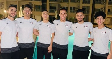 روح رياضية.. نجوم الأهلي والزمالك جنباً إلى جنب فى معسكر المنتخب الأولمبى
