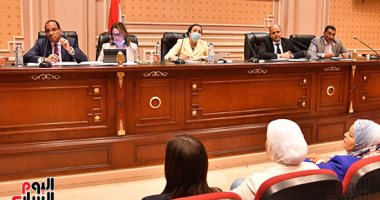  7 سنوات من النجاح فى قطاع البترول ترصدها "طاقة النواب": طفرة فى اكتشافات الحقول ومزايدات للتنقيب بالبحر الأحمر.. تطبيق البرنامج الإصلاحى للتسعير.. زيادة الموانئ المستقبلة للبوتاجاز وتوسع خدمات التوصيل للمنازل