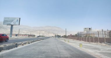 تطوير طريق العين السخنة لخدمة 450 مصنعا و90 قرية سياحية.. فيديو