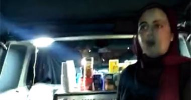 الشغل مش عيب.. "باكينام" حولت سيارة لمشروع كافيه متنقل