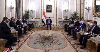 رئيس الوزراء يلتقى رئيس الوكالة الدولية لمكافحة المنشطات "وادا".. صور