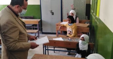 محافظ شمال سيناء يتفقد لجان الإعدادية ومركز توزيع الأسئلة ويطمئن على الاستراحات
