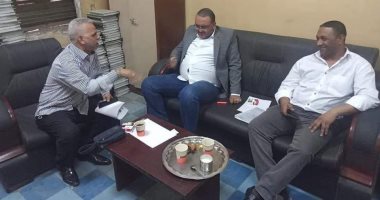 عمرو عزت نائب التنسيقية يعلن التبرع من مرتبه لتجهيز أول شهر عقارى فى بولاق الدكرور