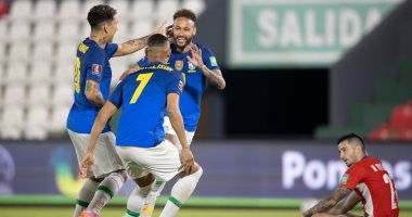 منتخب البرازيل يتفوق على باراجواى بهدف نيمار فى الشوط الأول.. فيديو