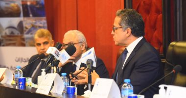 وزير السياحة: عقدنا اجتماعات بشأن موسم الحج وننتظر موقف السعودية