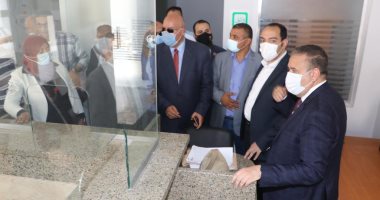 محافظ المنوفية يدشن مشروع الصرف الصحى بمنطقة الشيخ رمضان