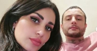 أحمد الفيشاوي لزوجته في عيد زواجهما: "3 سنين جواز دي معجزة يا نادية".. صور
