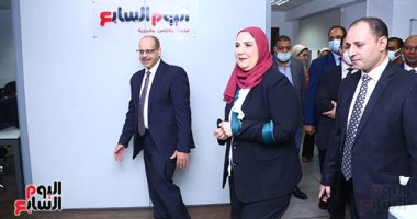 جولة وزيرة التضامن الاجتماعى فى مقر "اليوم السابع".. ألبوم صور