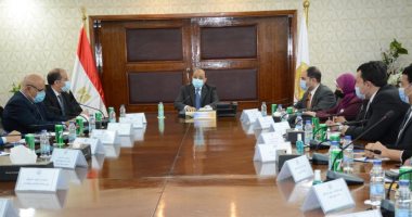 وزير التنمية المحلية يلتقى نواب تنسيقية شباب الأحزاب