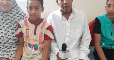 من ريحة سيدى عبدالرحيم القناوى.. صعيدى ونجليه يطربون القلوب بمدح آل البيت.. لايف