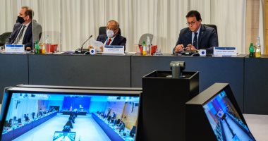 وزير التعليم العالى يشارك فى منتدى الفضاء الأوروبى الإفريقى لرصد الأرض.. صور