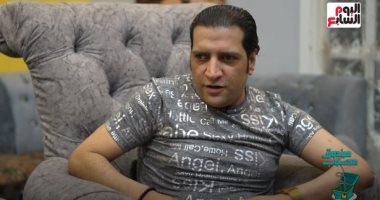 نجل شعبان عبدالرحيم يحكى ذكرياته مع سمير غانم.. ويرثى والده: يا كسرة قلبى من بعدك