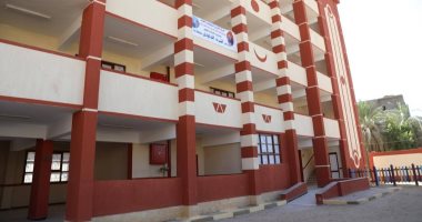 "حياة كريمة" بوابة تطوير القطاع التعليمى بالريف المصرى.. إتاحة الخدمات بالمناطق المحرومة فى مجال التعليم بقنا.. صيانة 24 مدرسة بقرى مركز قوص.. وتسليم 5 مدارس أخرى بعد الصيانة الشاملة بتكلفة 15 مليون جنيه
