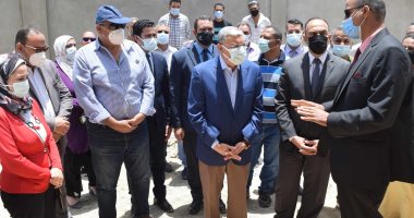 حياة كريمة بالمنيا.. رصف طرق وصيانة كهرباء وإنشاء مركز شباب بقرية الوفاء
