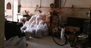 ضبط مصنع لتعبئة وتغليف المكملات الغذائية بطنطا في حملة للتموين والصحة