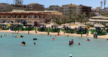  بـ30 جنيه.. استمتع بشاطئ النادى الاجتماعى بالغردقة فى وجود منقذين وأمن "لايف"