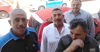 القوى العاملة بدمياط توزع وثيقة تأمين بـ100 ألف جنيه للعمالة غير المنتظمة من الصيادين.. لايف