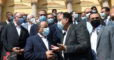 رئيس مجلس الوزراء يتفقد مشروع ترميم قصر السلطان حسين كامل وتحويله لمجمع للإبداع الرقمي 