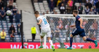 باتريك شيك .. اللاعب القادم من البوندزليجا يسجل أبعد هدف فى تاريخ اليورو