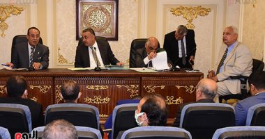 "شكاوي النواب" توافق علي 7 اقتراحات لإنشاء مستشفيات.. صور