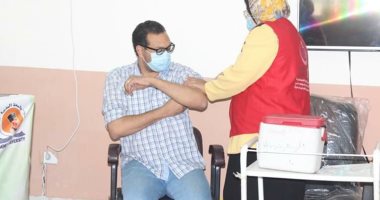 1952 شخصا تلقوا لقاح كورونا من الفئات المستهدفة بجامعة المنيا