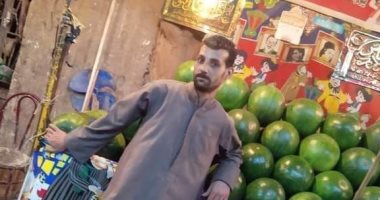 "ما ينوب المخلص إلا طلقة فى رأسه".. "محمود" تدخل لفض مشاجرة فلقى مصرعه بشبرا الخيمة.. حاول منع إراقة الدماء فسال دمه من بلطجى بالمنطقة.. وشقيقه: طول عمره راجل وترك بنتين فى حاجة إليه.. فيديو وصور