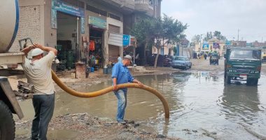إصلاح أخطار الصرف الصحى ووقف البناء المخالف ومكافحة الحشرات بدسوق كفر الشيخ