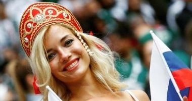 يورو 2020.. ضربة مؤلمة للمشجعة الأكثر جاذبية بقرار من مدرب روسيا