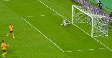 يورو 2020.. بيل يهدر ركلة جزاء لـ منتخب ويلز أمام تركيا "فيديو"
