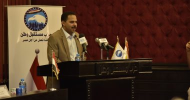 "مستقبل وطن": العمال هم بناة مصر الجديدة وقضاياهم تحظى باهتمام كبير.. صور