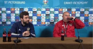 أزمات الرعاة تتحول من دراما رونالدو وبوجبا إلى كوميديا مدرب روسيا..صور